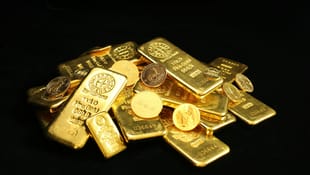 The Divergence Between Gold and Gold Miners cover