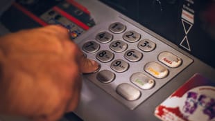 Silicon Valley Bank's Collapse: 6 Takeaways For Investors cover