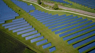 The Clean Energy Wave And How Investors Can Ride It cover