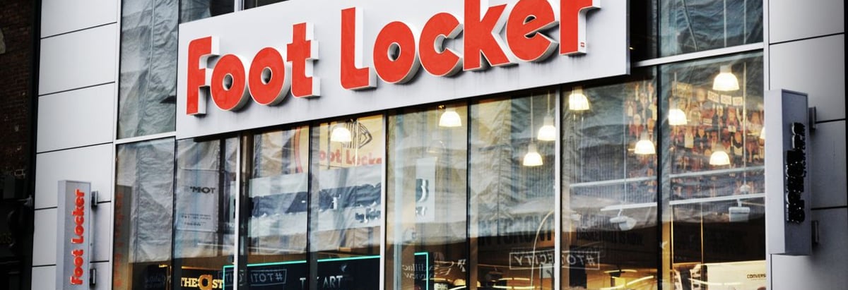 Foot Locker Third Quarter 2023 Earnings: Revenues Beat Expectations, EPS  Lags - Simply Wall St News